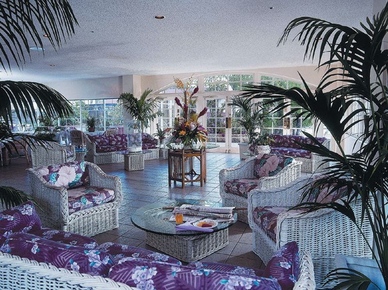 Coconut Waikiki Hotel Honolulu Exterior photo